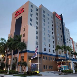 Hampton Inn & Suites Miami Airport South/Blue Lagoon